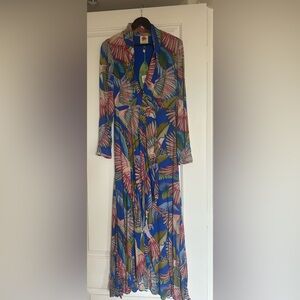 Farm Rio, M peacock print dress
